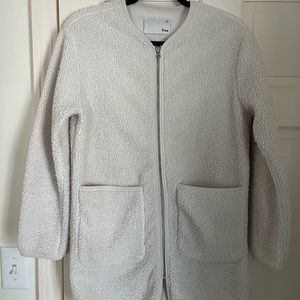 Aritzia Wilfred Sherpa fleece jacket